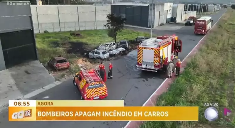 Incêndio destrói lote com carros abandonados em Goiás: veja imagens chocantes