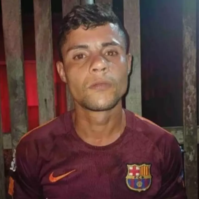 Jovem é assassinado a tiros enquanto caminhava em rua de Rio Branco