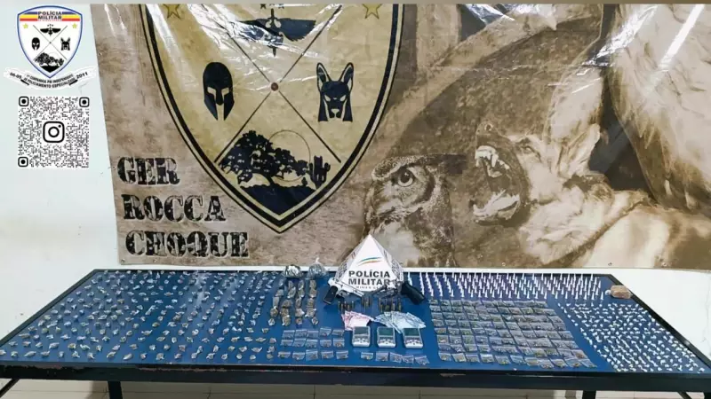 Jovem é flagrado com mochila cheia de drogas, armas e munições em Montes Claros — veja o vídeo