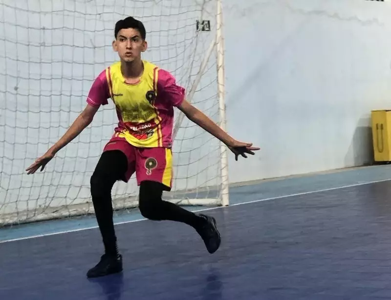 Jovem sonhava em ser goleiro profissional, mas vida foi interrompida por assalto em Maceió