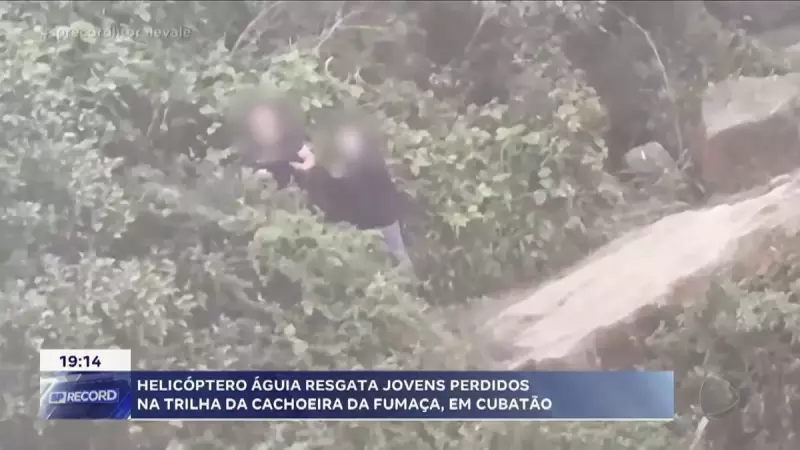 Jovens se perdem em trilha de Cubatão e são resgatados por helicóptero em ação dramática