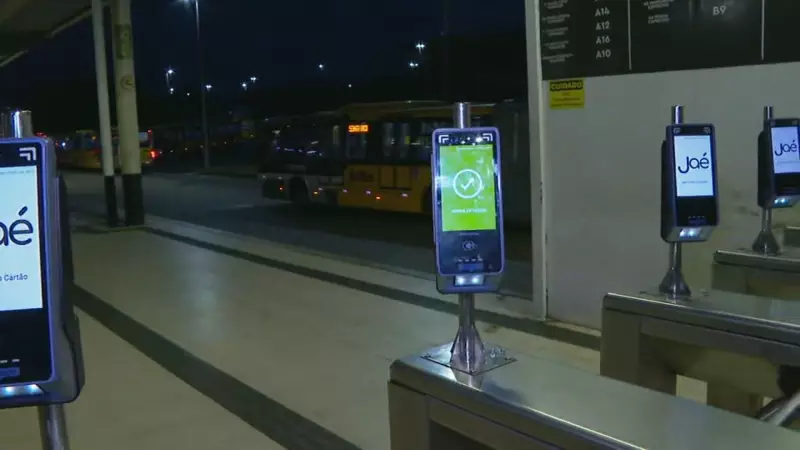 Justiça obriga Prefeitura do Rio a suspender exigência do cartão JAE para idosos no transporte público