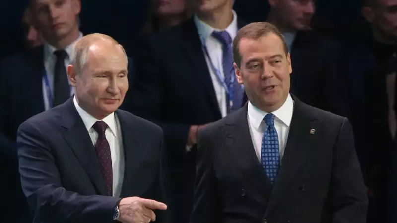 Kremlin Reage às Ameaças de Trump com Ironia: 'Rússia Não Está Nem Aí'