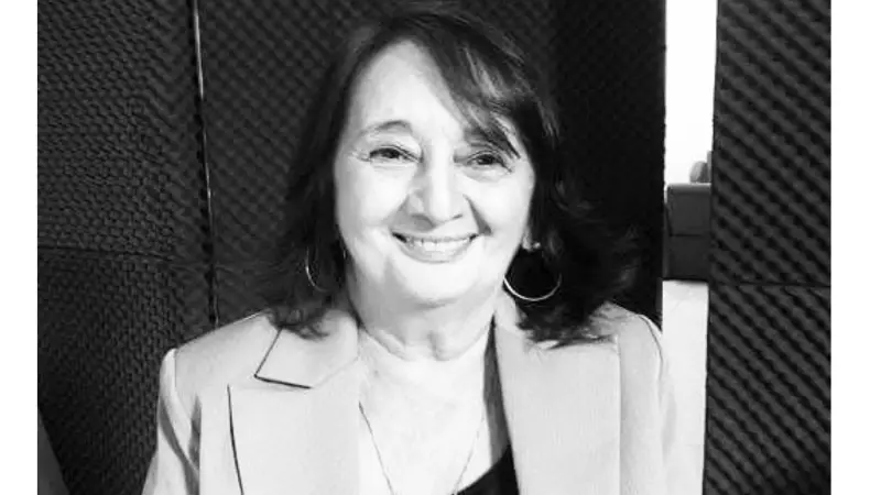 Lena Rios, cantora e jornalista piauiense, morre aos 75 anos: uma vida dedicada à arte e à comunicação