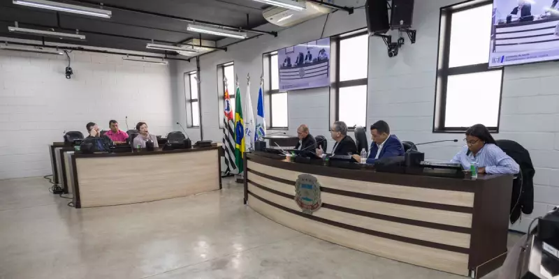 Limeira em crise: filas de cirurgias, falta de medicamentos e obras atrasadas viram alvo de debate entre vereadores
