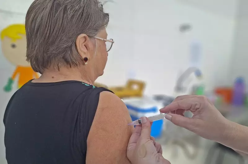 Limeira recebe plantão de vacinação neste sábado (12) em UBS Nova Suíça e Parque Cidade