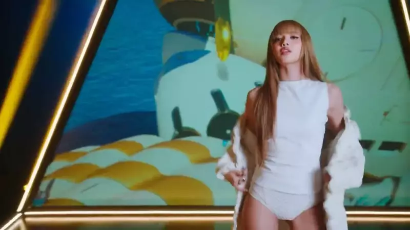 Lisa do BLACKPINK é nomeada embaixadora global da PlayStation — saiba detalhes!