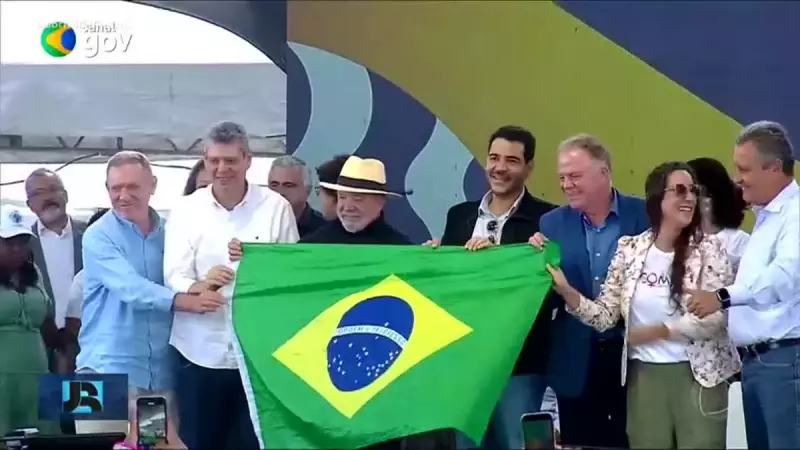 Lula discute recuperação do Rio Doce e tarifas dos EUA em evento no Espírito Santo