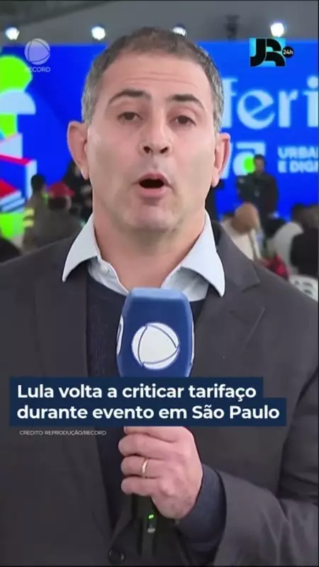 Lula não poupa críticas ao "tarifaço" em evento em SP: "O povo não aguenta mais"