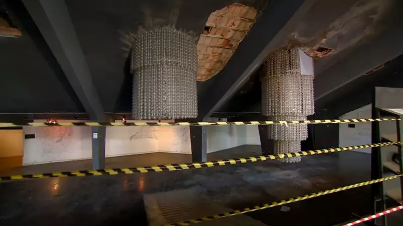 Lustre icônico do Centro de Convivência de Campinas passa por avaliação para restauração