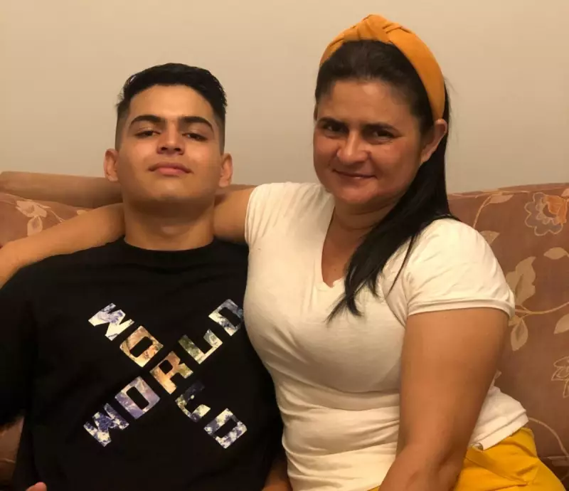Mãe desolada: Jovem vendedor morre em acidente de moto em Palmas