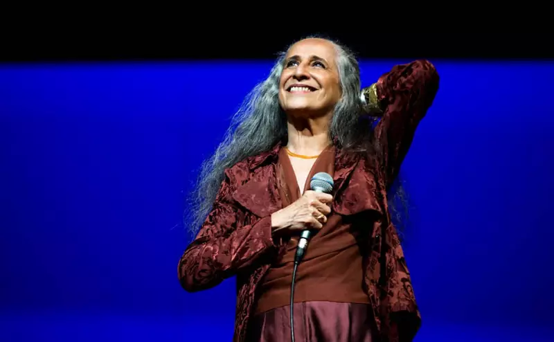Maria Bethânia em Salvador: Ingressos para show imperdível já estão à venda!