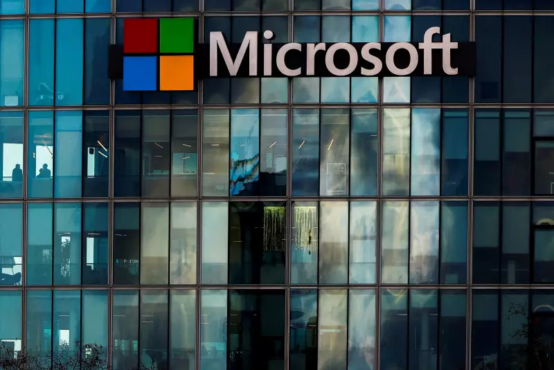 Microsoft acusa China por ataques cibernéticos contra clientes: o que sabemos até agora