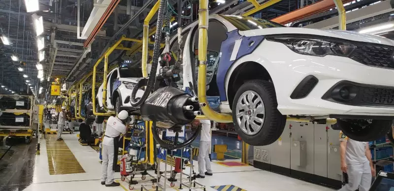Minas Gerais dispara no comércio interestadual: superávit de R$ 21 bilhões em 2024