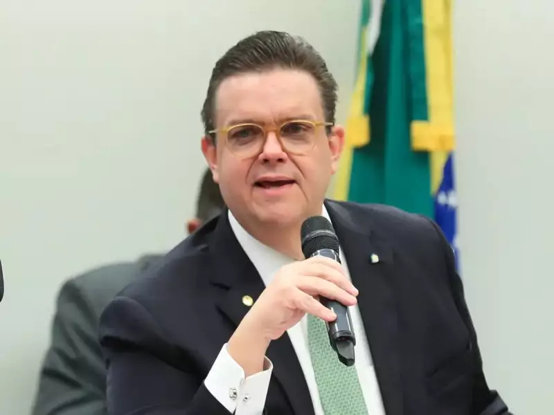 Ministro da Previdência alerta: Fim dos descontos associativos pode "asfixiar" entidades idôneas