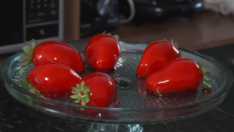 Morango do Amor: A Receita do Doce que Conquistou as Redes Sociais e Agora Chega à Sua Casa