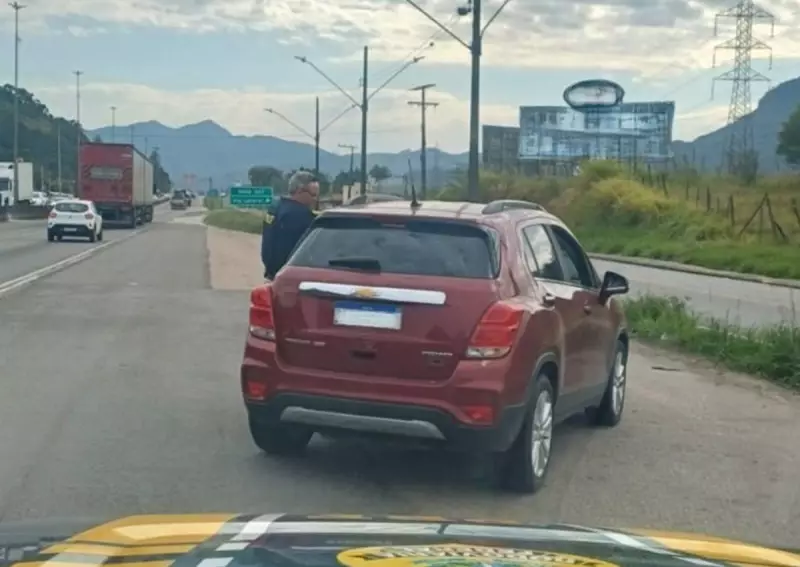 Motorista é flagrado a 180 km/h em SC e acumula R$ 2 mil em débitos vencidos
