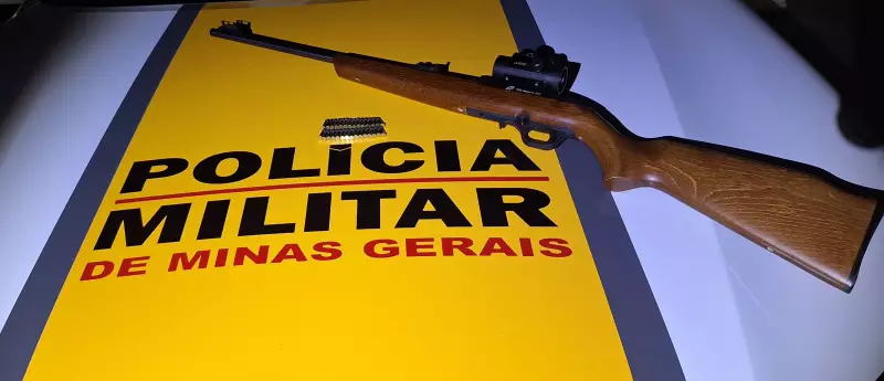 Motorista embriagado é preso com rifle em MG — esposa e bebê estavam no carro