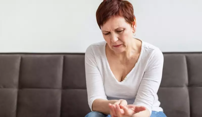 Movimentos Involuntários do Corpo: O Que Eles Revelam Sobre Sua Saúde?
