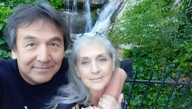 Mulher descobre irmão aos 71 anos após receber e-mail inesperado: uma história de reencontro emocionante