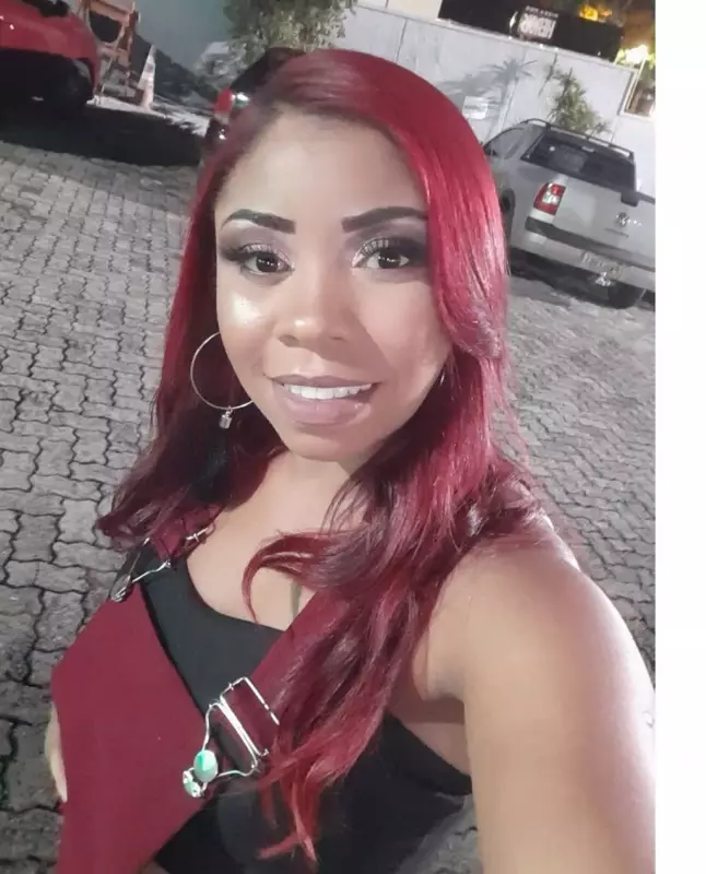 Mulher é assassinada a tiros e corpo abandonado em barranco na Grande BH — caso choca moradores