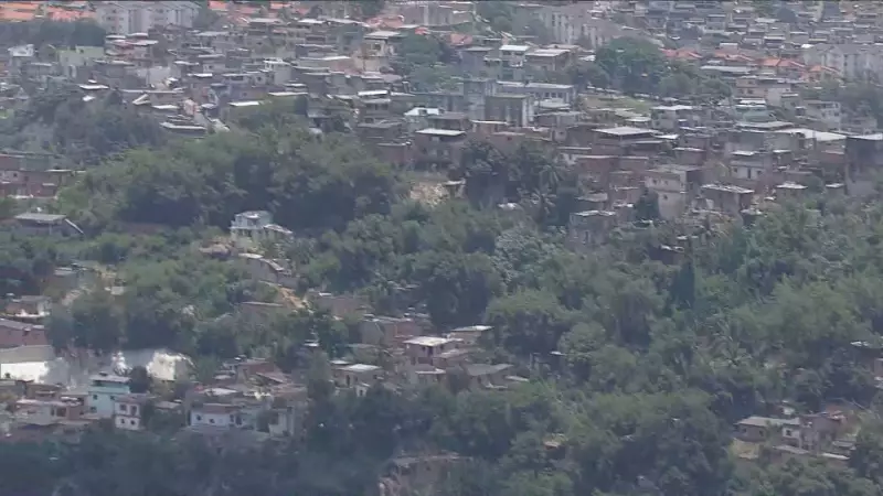 Mulher é atingida por tiro durante operação policial no Complexo da Pedreira, no Rio