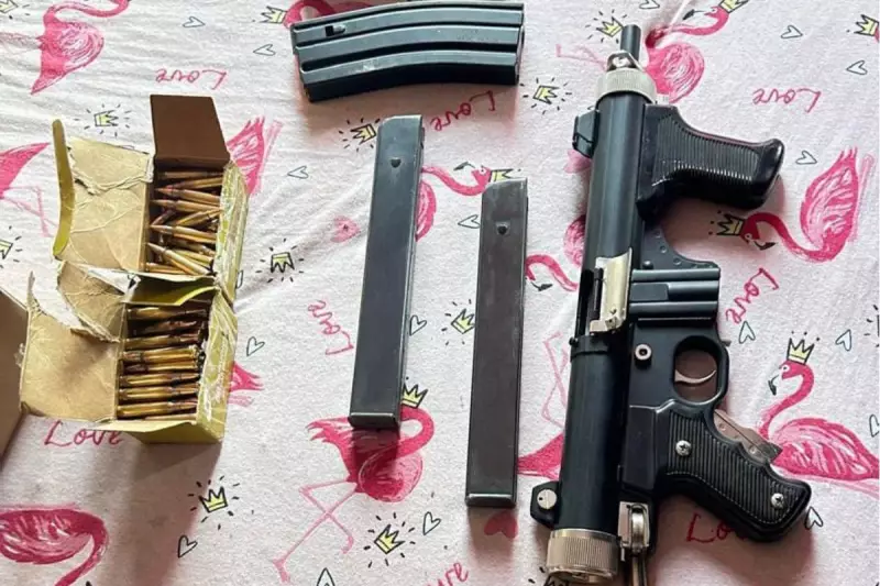 Mulher é presa com submetralhadora do ex-marido em salão de beleza no Mato Grosso do Sul