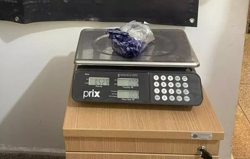 Mulher é presa em flagrante ao receber encomenda de haxixe em Jaru, RO