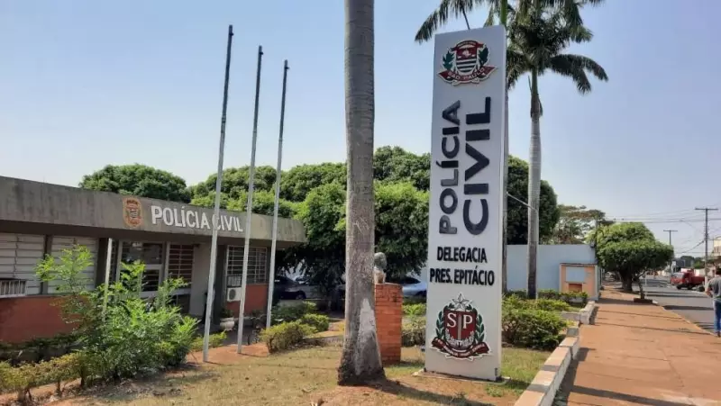 Mulher é presa em Presidente Epitácio após atear fogo em quintal e descumprir medida protetiva