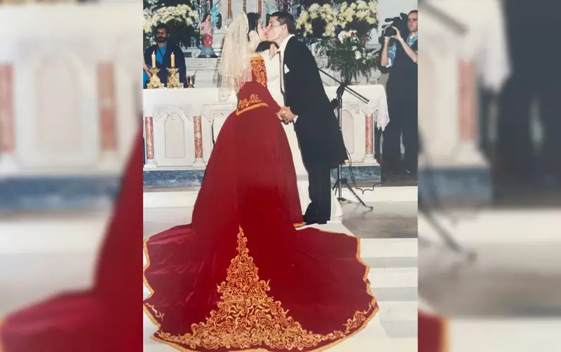 Noiva que casou de vermelho em 1997 e virou notícia na TV Globo hoje trabalha com casamentos e relembra ousadia