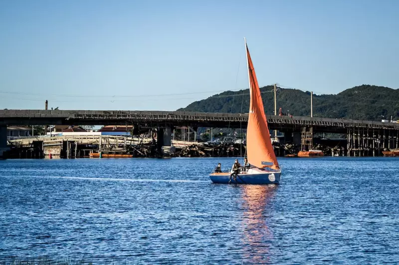 Nova ponte da Lagoa da Conceição é inaugurada em Florianópolis com mudanças no trânsito