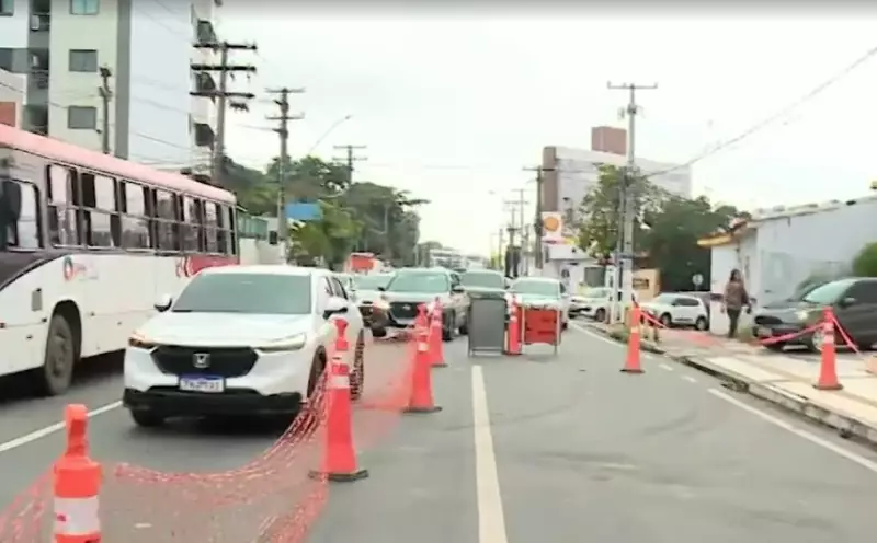Obras na Gustavo Paiva transformam trânsito de Maceió em verdadeiro caos — veja rotas alternativas