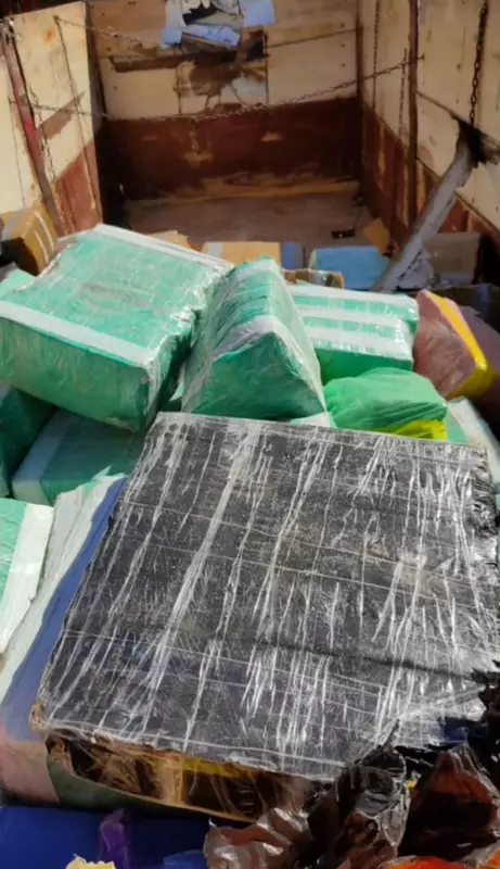 Operação apreende 7 toneladas de maconha escondidas em caminhão de milho na fronteira com Paraguai