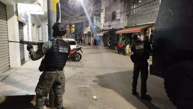 Operação da PM no Complexo da Maré combate roubos de cargas e veículos no RJ