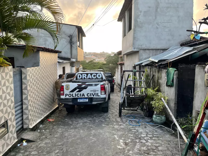 Operação policial cumpre 70 mandados na Paraíba: 25 prisões em João Pessoa e região