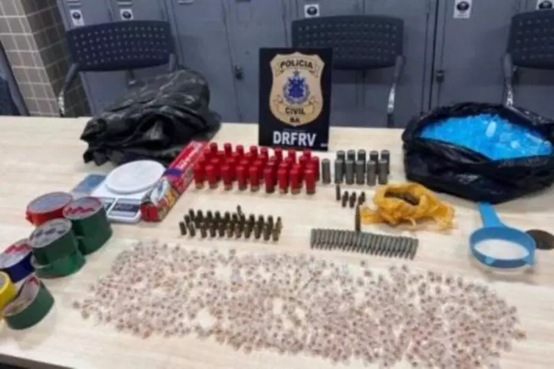 Operação policial em Lauro de Freitas apreende arsenal e drogas em mega ação