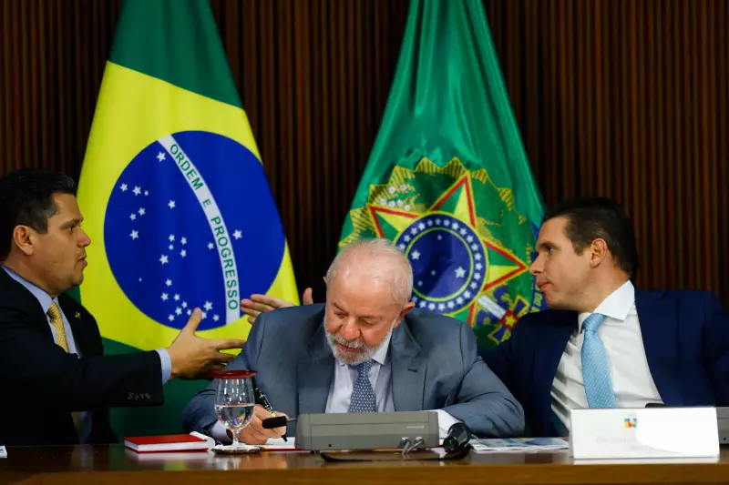 Oposição critica Moraes por retomar parte do decreto que eleva IOF: 'Medida questionável'