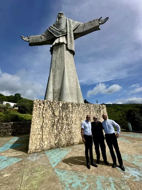 Padre Omar, reitor do Cristo Redentor, sofre acidente na Venezuela e está internado em estado estável