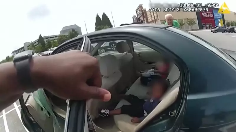Pai tranca crianças em carro sob calor intenso nos EUA e situação termina em resgate dramático