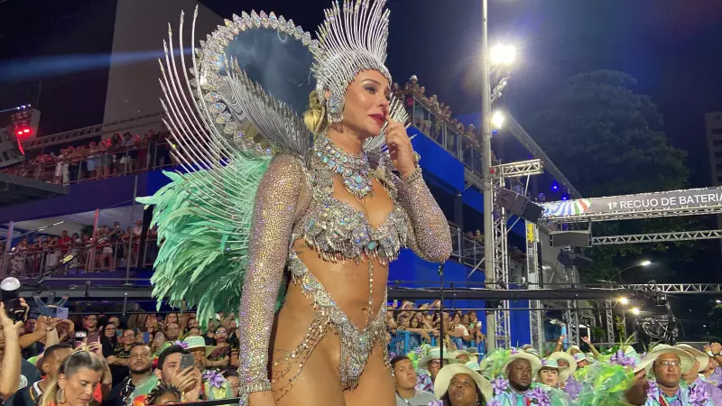 Paolla Oliveira é coroada rainha de honra da Grande Rio para o Carnaval 2026 — saiba os detalhes!