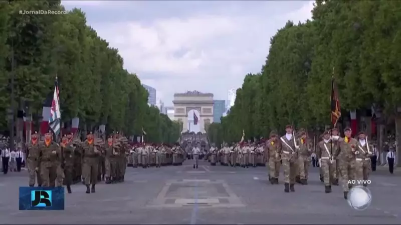Paris se transforma em palco de poderio militar no 14 de Julho — veja os destaques