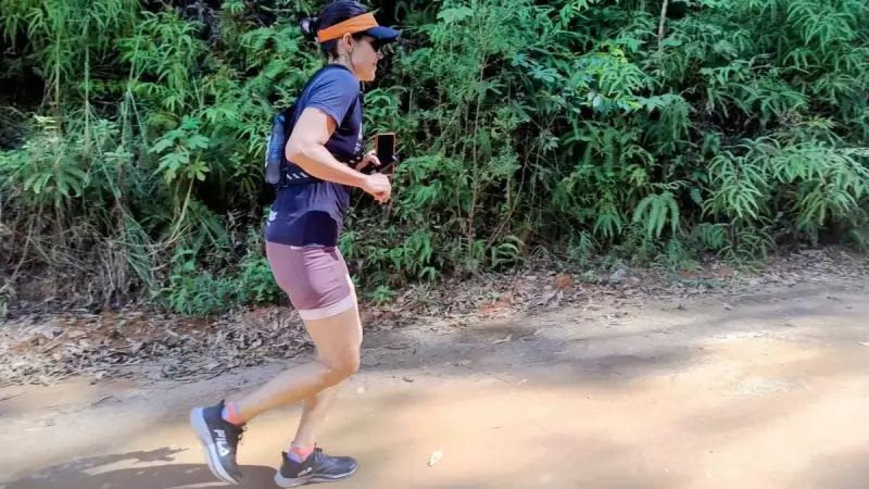 Personal trainer desafia limites em corrida épica de 108 km unindo cristianismo e budismo no ES