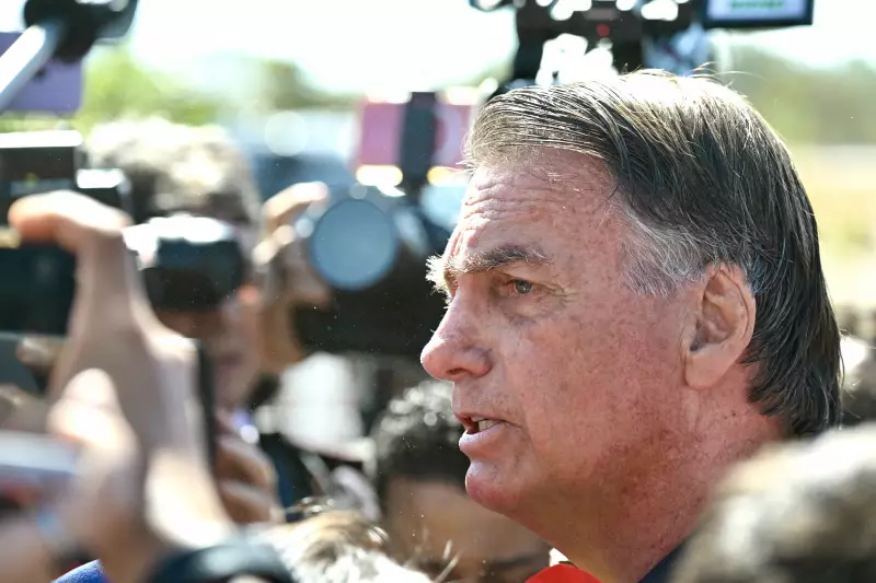 Pesquisa revela divisão nas redes: 59% apoiam operação contra Bolsonaro, enquanto 41% criticam