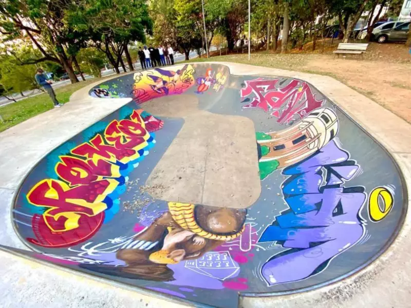 Pista de skate em Sousas ganha vida com arte urbana que conta a história de Campinas
