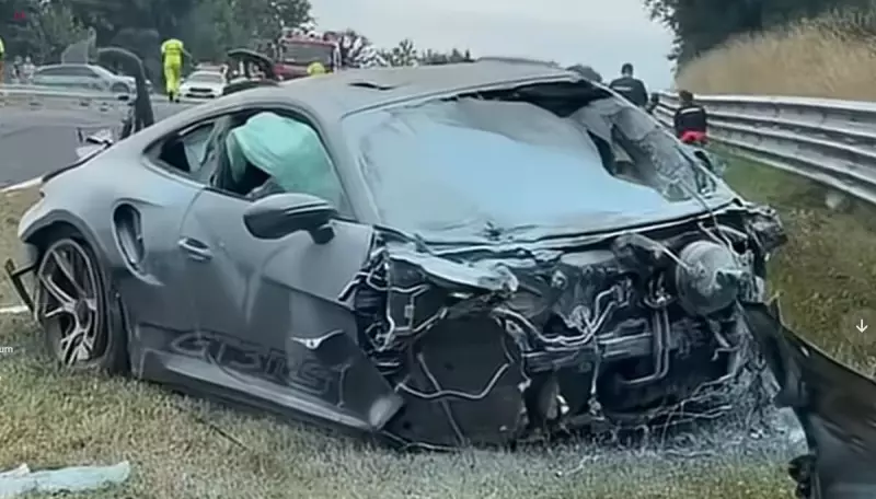 Porsche 911 explode após colisão assustadora com BMW M2 no Nürburgring — veja o vídeo