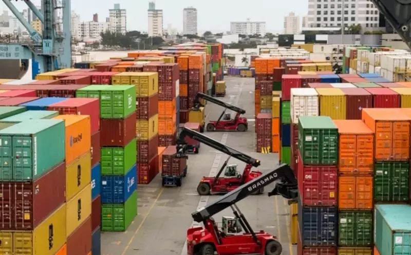 Porto de Itajaí bate recorde histórico no primeiro semestre com 18 milhões de toneladas movimentadas