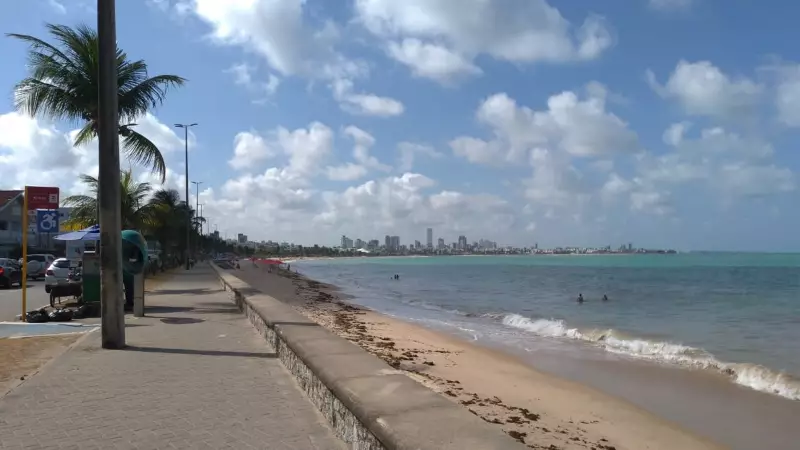Praias da Paraíba: Quatro trechos estão impróprios para banho neste fim de semana
