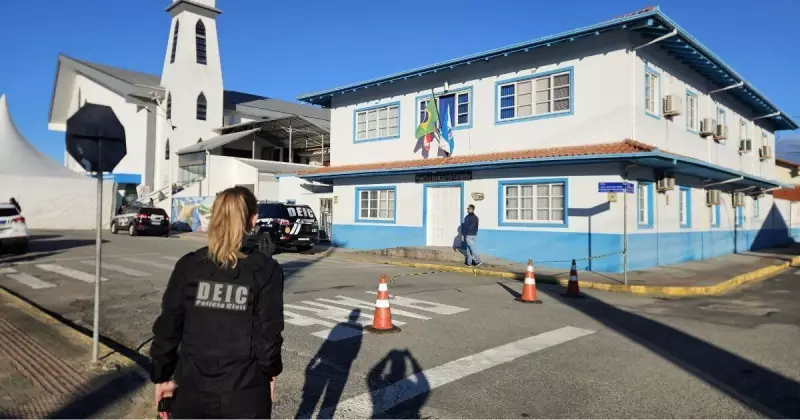 Prefeito de Garopaba é indiciado por fraudes em licitações municipais: entenda o caso