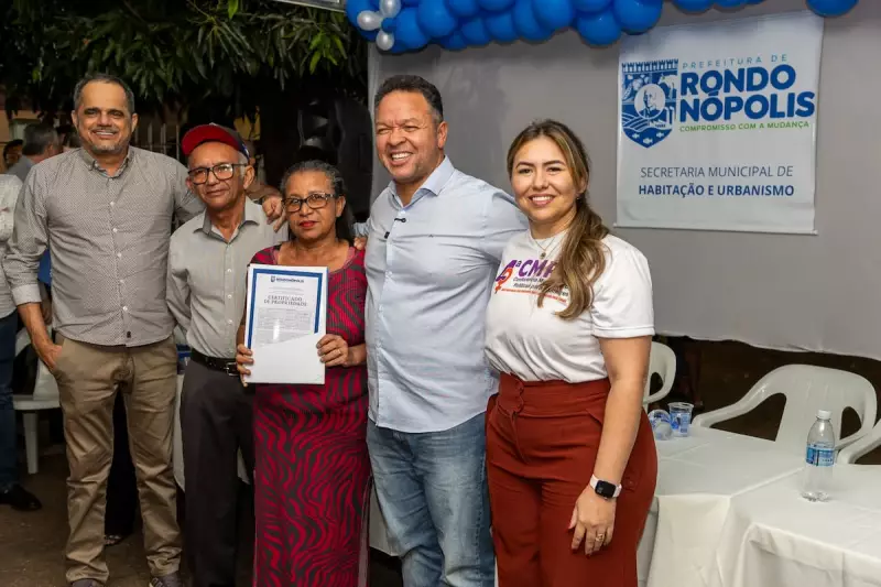 Prefeito entrega títulos de propriedade a 48 famílias em MT — um passo histórico para a comunidade