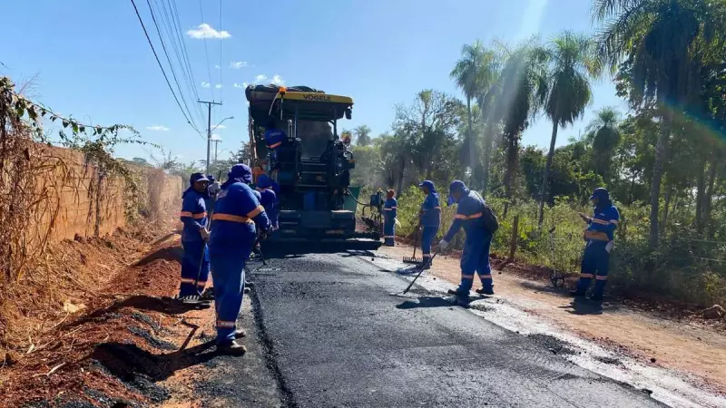 Prefeitura avança com pavimentação da Rua Maria Amorim de Arruda no Capão do Pequi